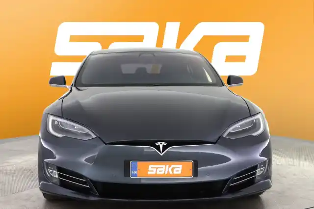 Harmaa Sedan, Tesla Model S – VAR-31554