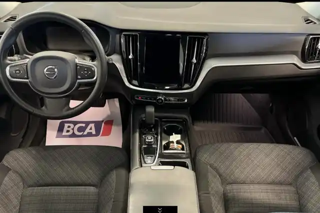Valkoinen Farmari, Volvo V60 – VAR-31573