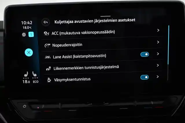 Musta Tila-auto, Volkswagen ID.4 – VAR-32185