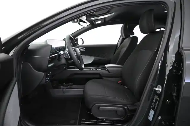 Musta Sedan, Hyundai IONIQ 6 – VAR-32195
