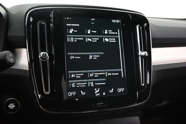 Musta Maastoauto, Volvo XC40 – VAR-32389