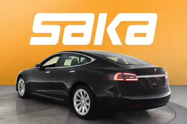 Musta Sedan, Tesla Model S – VAR-32420