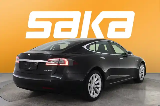 Musta Sedan, Tesla Model S – VAR-32420