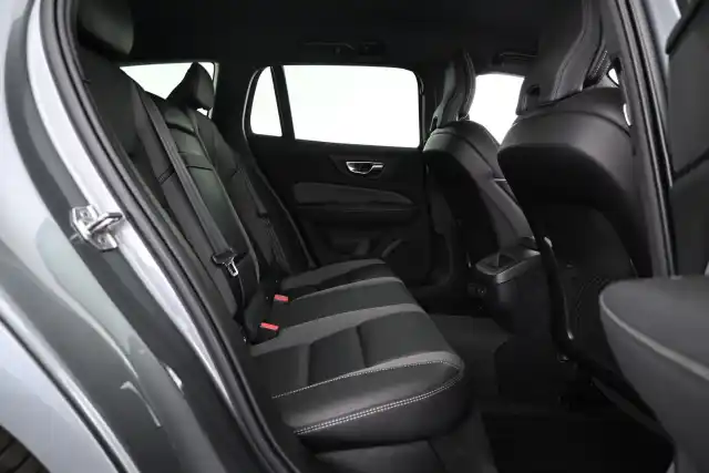 Harmaa Farmari, Volvo V60 – VAR-32440