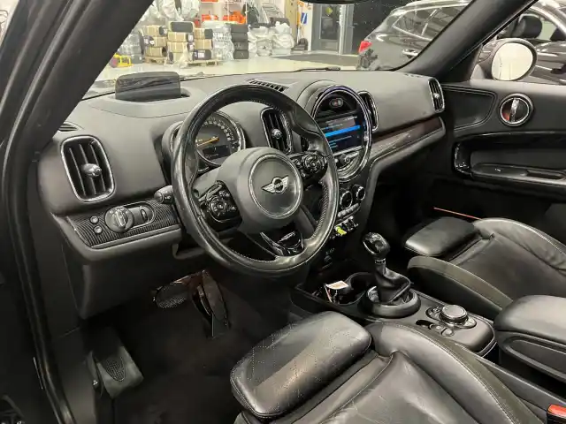 Harmaa Maastoauto, MINI Countryman – VAR-32470