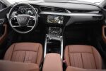 Harmaa Maastoauto, Audi Q8 e-tron – VAR-32561, kuva 16