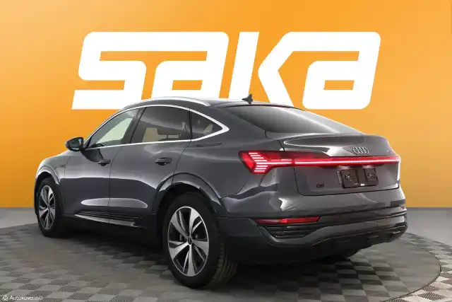 Harmaa Maastoauto, Audi Q8 e-tron – VAR-32561