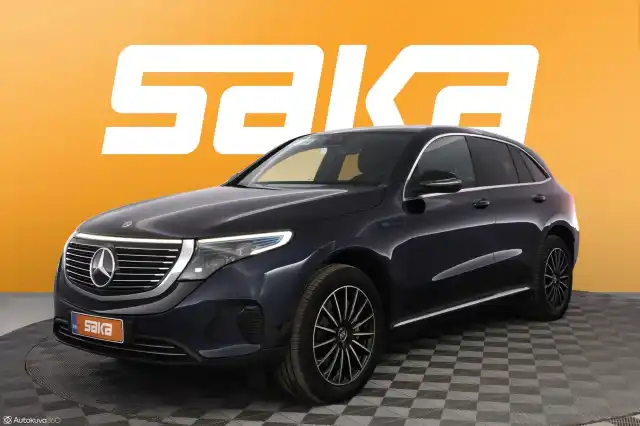 Sininen Maastoauto, Mercedes-Benz EQC – VAR-32600