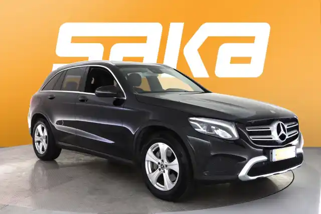 Musta Maastoauto, Mercedes-Benz GLC – VAR-32672