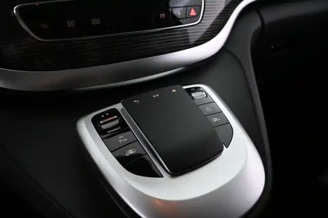 Musta Tila-auto, Mercedes-Benz EQV – VAR-330141