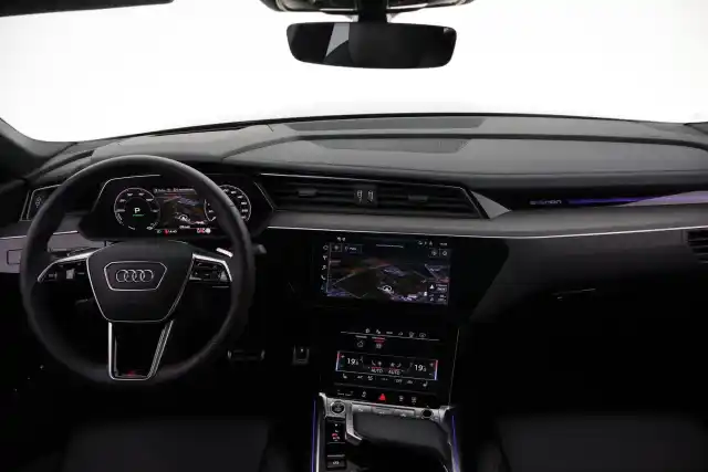 Harmaa Maastoauto, Audi Q8 e-tron – VAR-33074