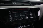 Harmaa Maastoauto, Audi Q8 e-tron – VAR-33074, kuva 27