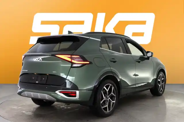 Vihreä Maastoauto, Kia Sportage – VAR-33174