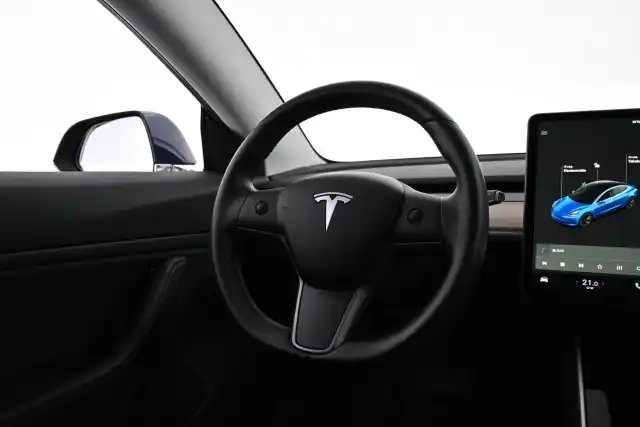 Sininen Sedan, Tesla Model 3 – VAR-33251