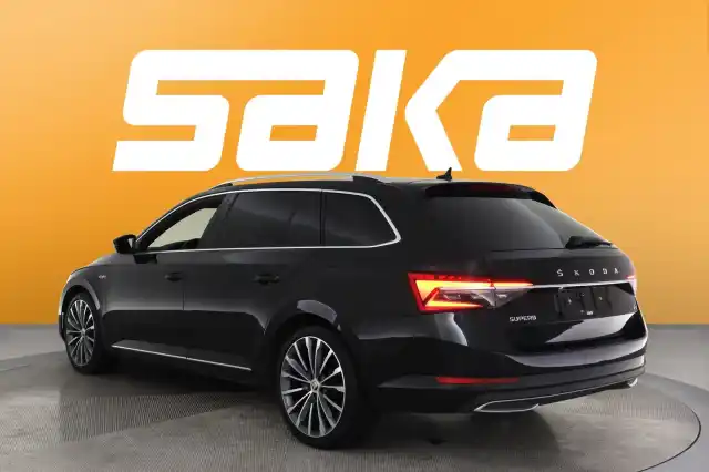 Musta Farmari, Skoda Superb – VAR-33302