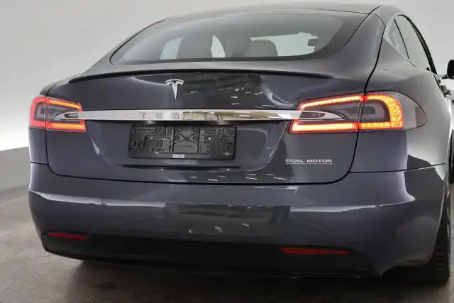 Harmaa Sedan, Tesla Model S – VAR-33354