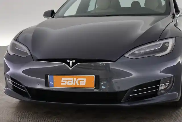 Harmaa Sedan, Tesla Model S – VAR-33354