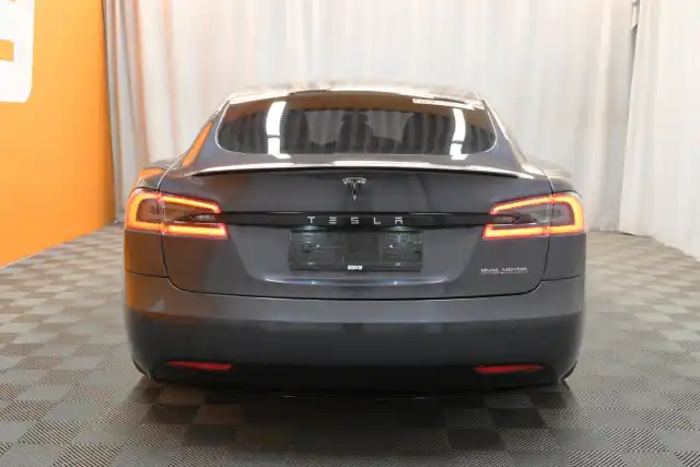 Harmaa Sedan, Tesla Model S – VAR-33354
