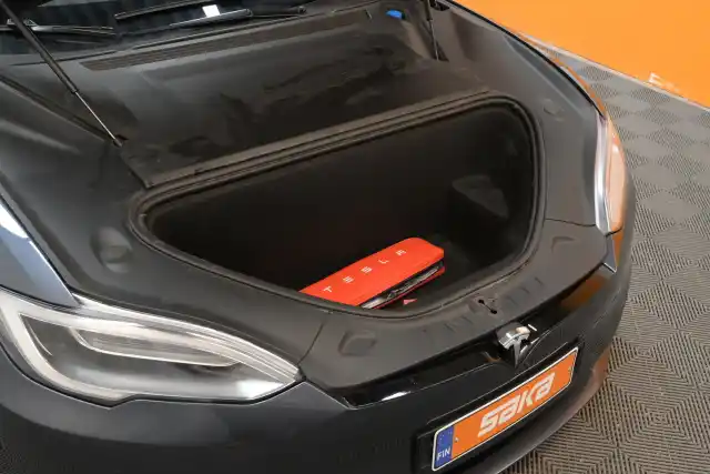 Harmaa Sedan, Tesla Model S – VAR-33354