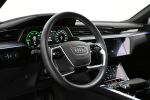 Musta Maastoauto, Audi Q8 e-tron – VAR-33421, kuva 18