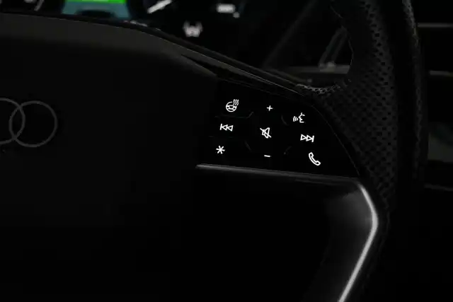 Musta Viistoperä, Audi Q4 e-tron – VAR-33526