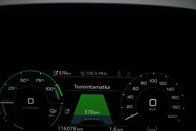 Musta Viistoperä, Audi Q4 e-tron – VAR-33526