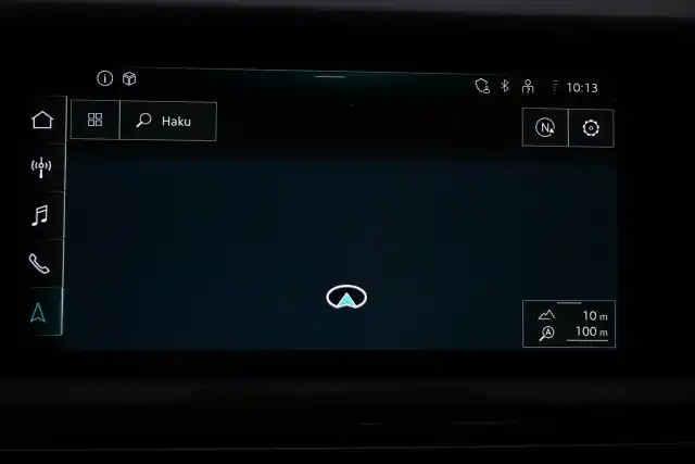 Musta Viistoperä, Audi Q4 e-tron – VAR-33526