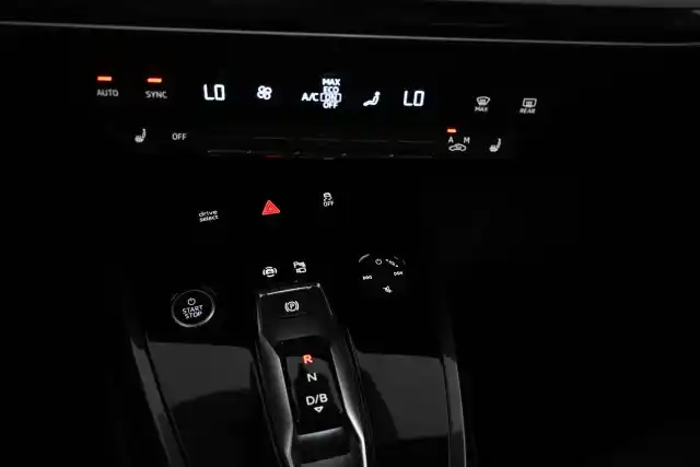 Musta Viistoperä, Audi Q4 e-tron – VAR-33526