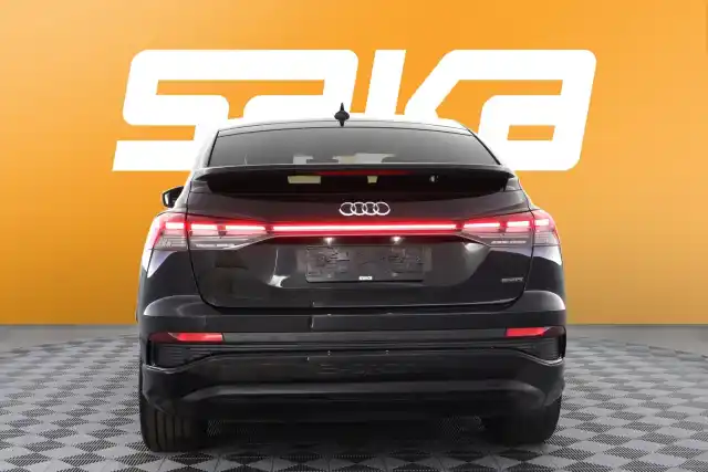 Musta Viistoperä, Audi Q4 e-tron – VAR-33526