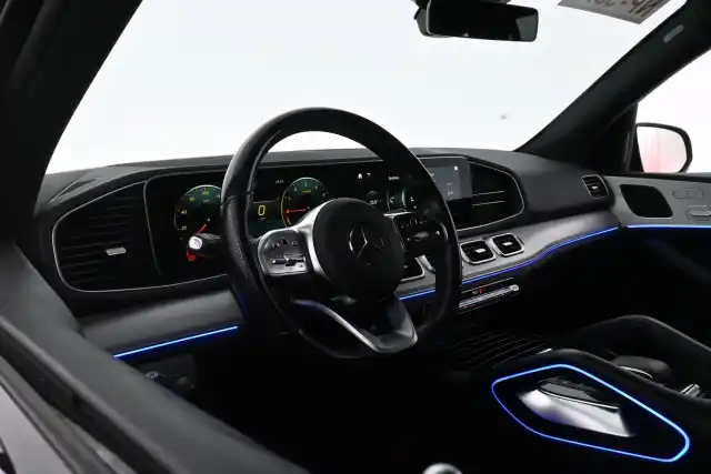 Musta Maastoauto, Mercedes-Benz GLE – VAR-33562
