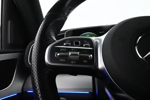 Musta Maastoauto, Mercedes-Benz GLE – VAR-33562
