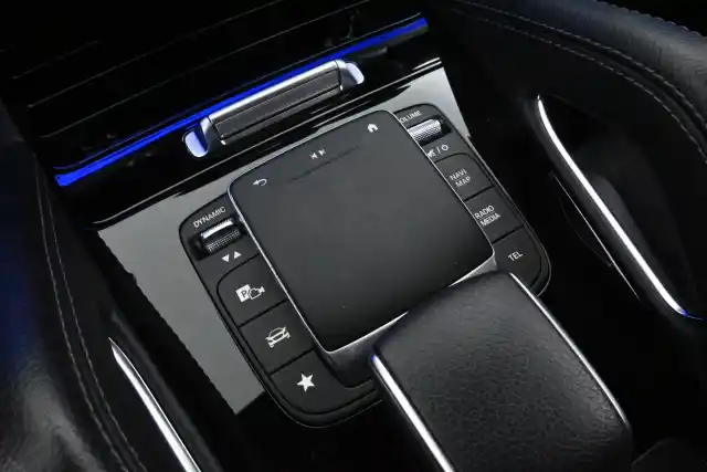 Musta Maastoauto, Mercedes-Benz GLE – VAR-33562