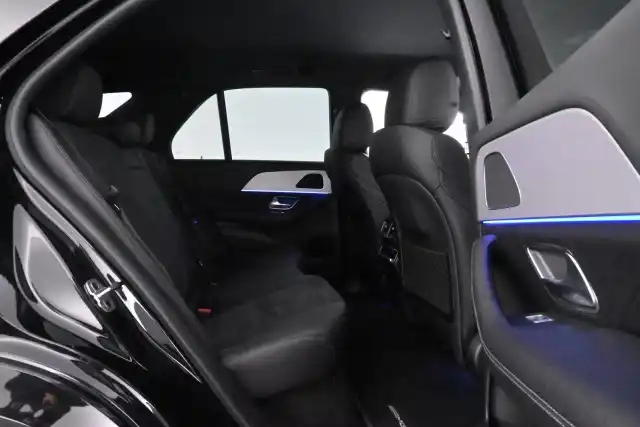 Musta Maastoauto, Mercedes-Benz GLE – VAR-33562