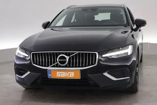 Musta Farmari, Volvo V60 – VAR-33580