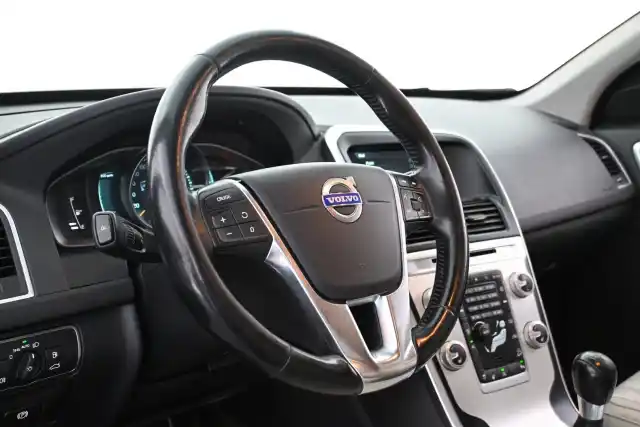 Sininen Maastoauto, Volvo XC60 – VAR-33627
