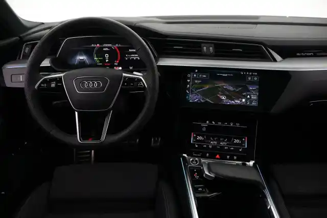 Harmaa Maastoauto, Audi Q8 e-tron – VAR-33915