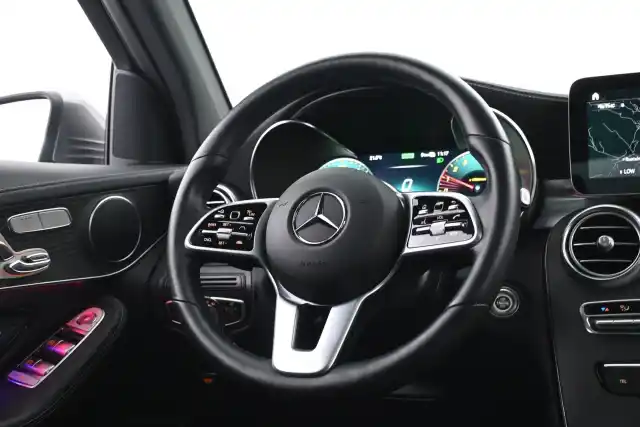 Harmaa Maastoauto, Mercedes-Benz GLC – VAR-34289