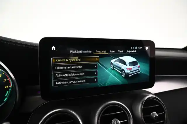 Harmaa Maastoauto, Mercedes-Benz GLC – VAR-34289