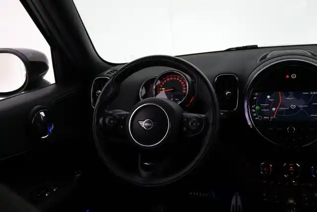 Vihreä Viistoperä, MINI Countryman – VAR-34570