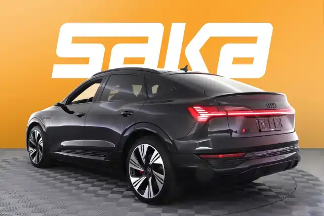 Musta Maastoauto, Audi Q8 e-tron – VAR-34668