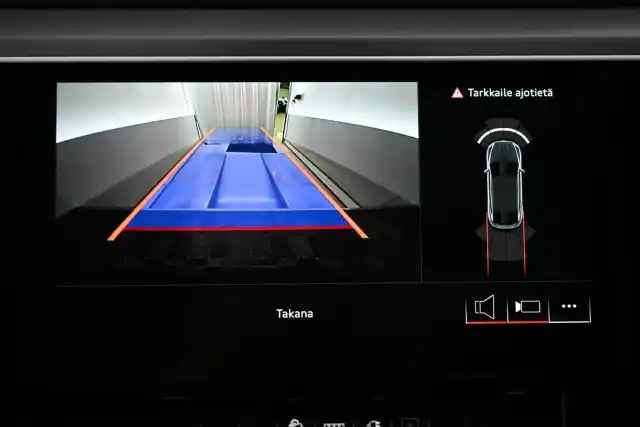 Musta Maastoauto, Audi Q8 e-tron – VAR-34668