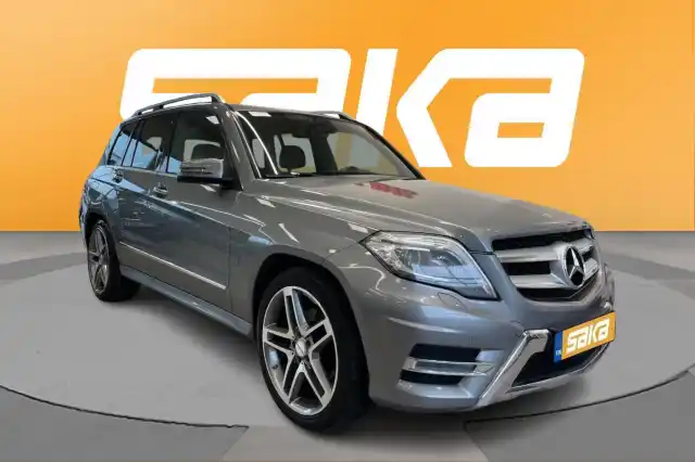 Harmaa Maastoauto, Mercedes-Benz GLK – VAR-34722