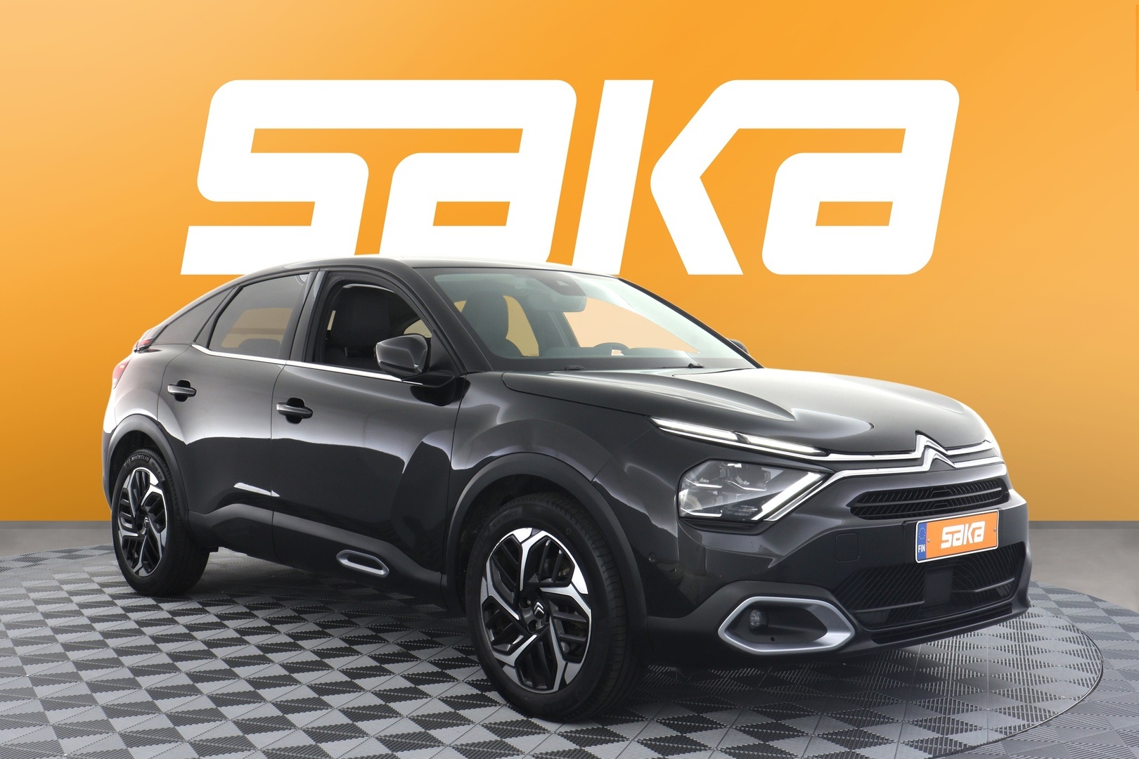 Musta Viistoperä, Citroen C4 – VAR-35189