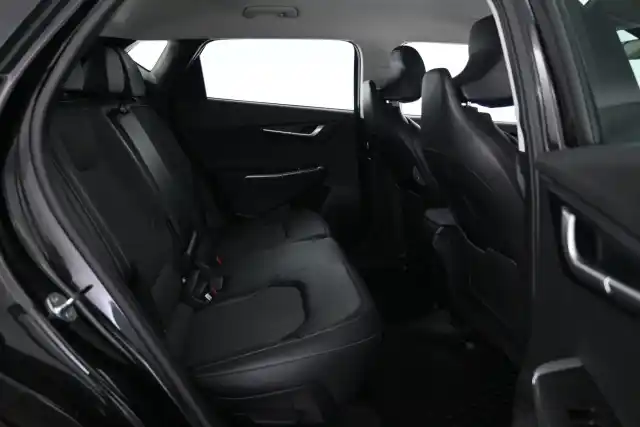 Musta Maastoauto, Kia EV6 – VAR-35207
