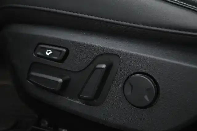 Musta Maastoauto, Kia EV6 – VAR-35207