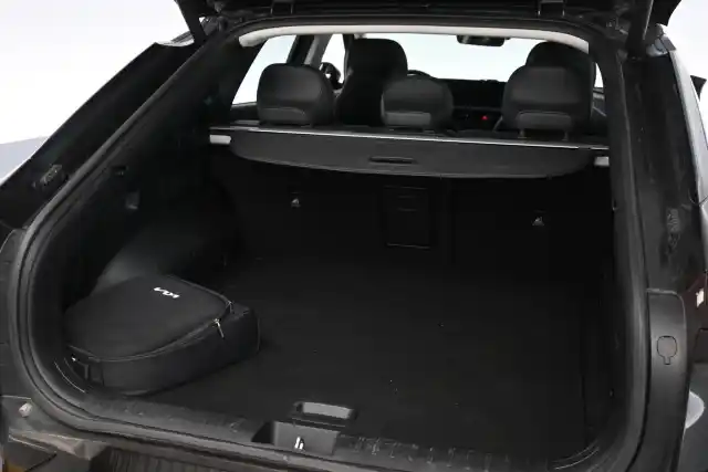 Musta Maastoauto, Kia EV6 – VAR-35207