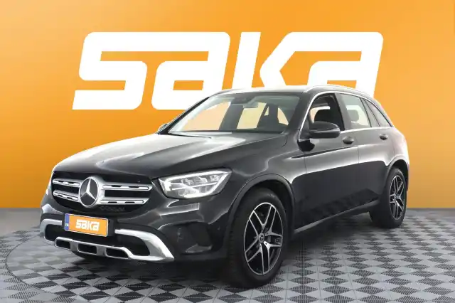 Harmaa Maastoauto, Mercedes-Benz GLC – VAR-35325