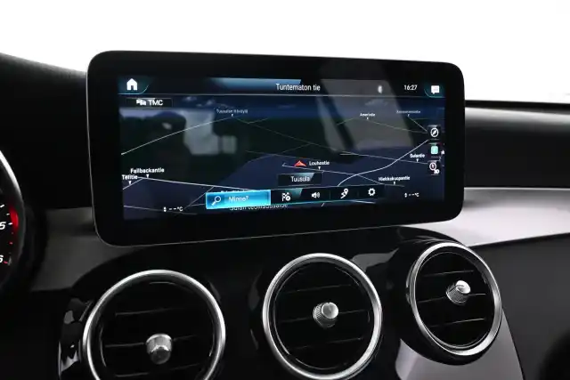 Harmaa Maastoauto, Mercedes-Benz GLC – VAR-35325