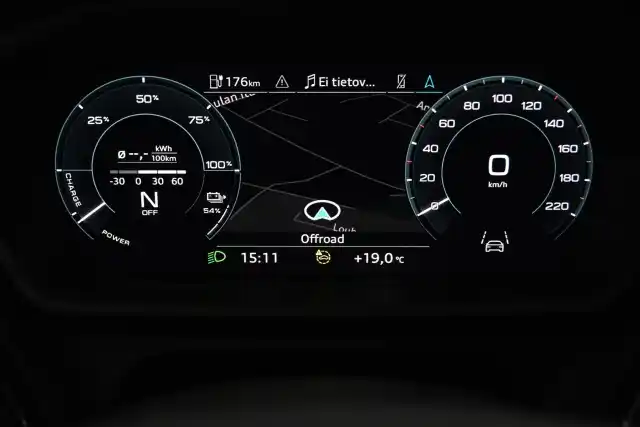Musta Maastoauto, Audi Q4 e-tron – VAR-35397