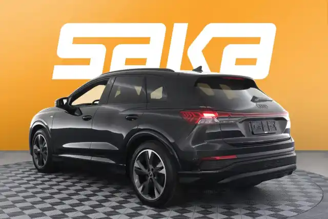 Musta Maastoauto, Audi Q4 e-tron – VAR-35397